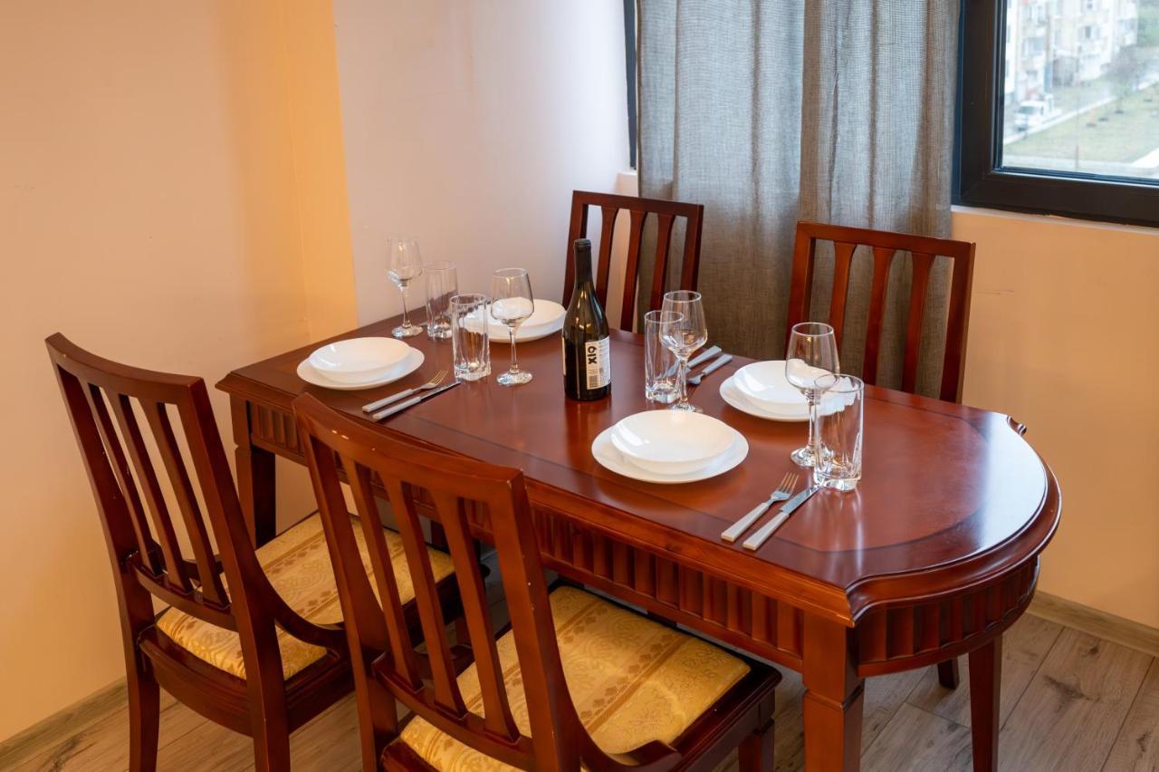 Spacious 1Bdr Apartment Near City Center София Экстерьер фото