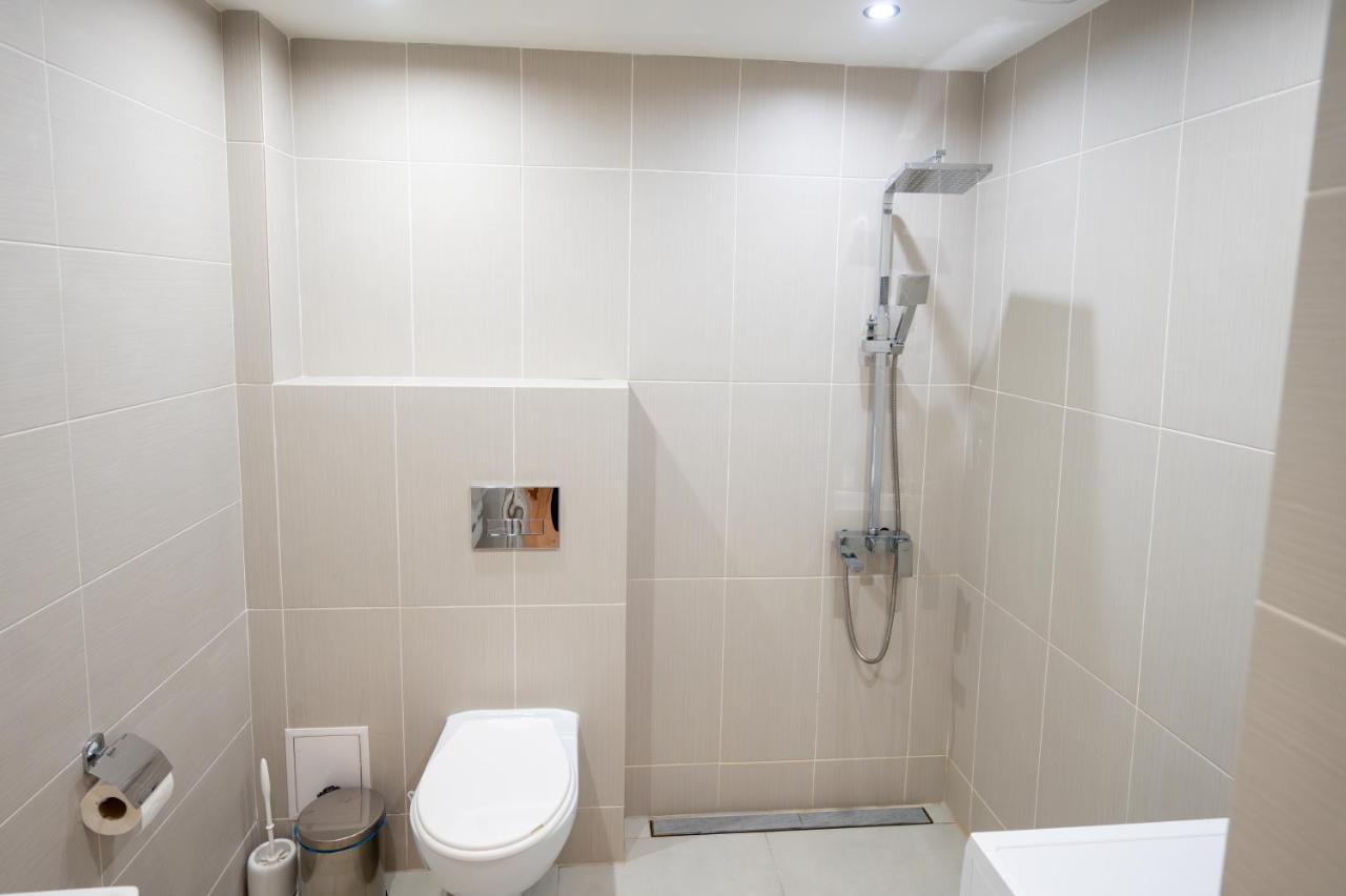 Spacious 1Bdr Apartment Near City Center София Экстерьер фото